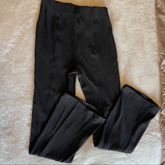 Black flare pants - Picture 4 of 4